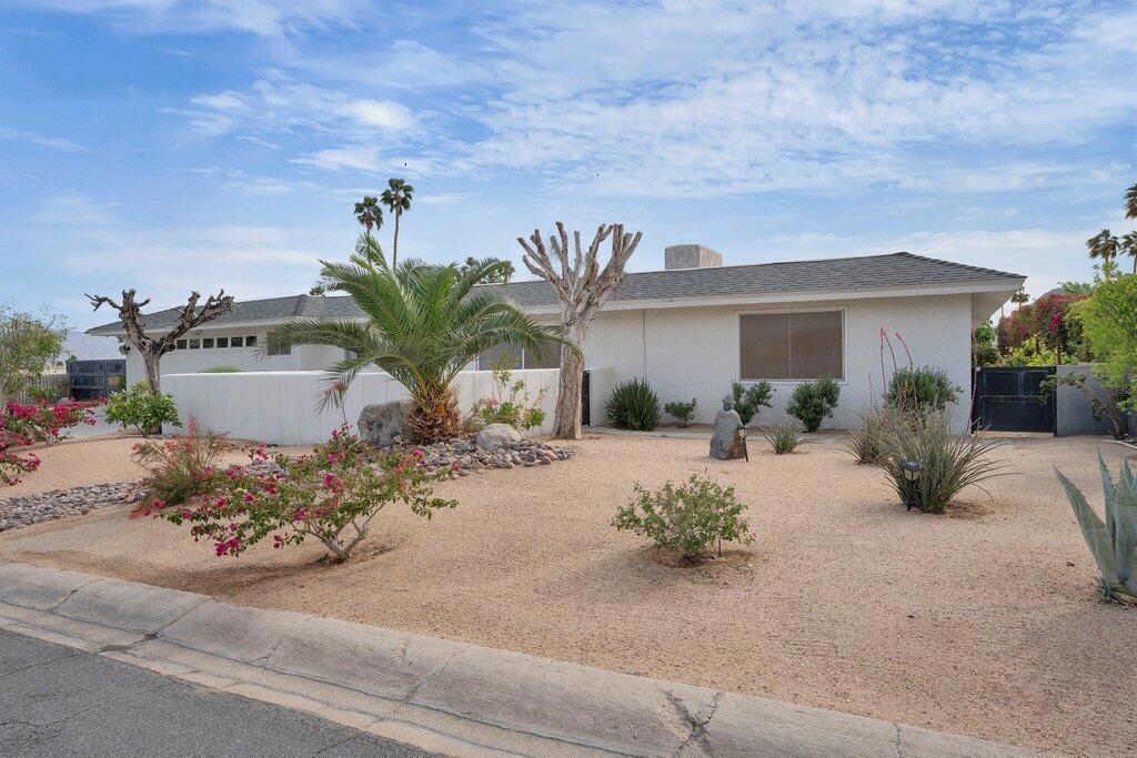 48320 Beverly Drive