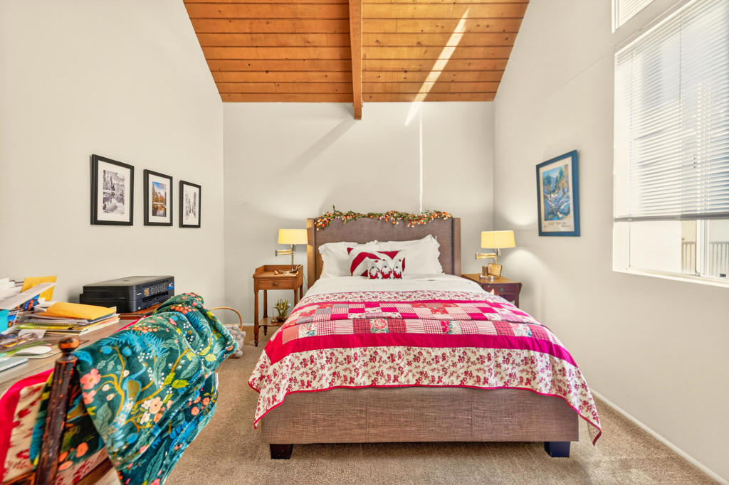 46750 Mountain Cove Drive 16