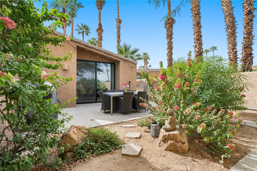 48915 Mariposa Drive