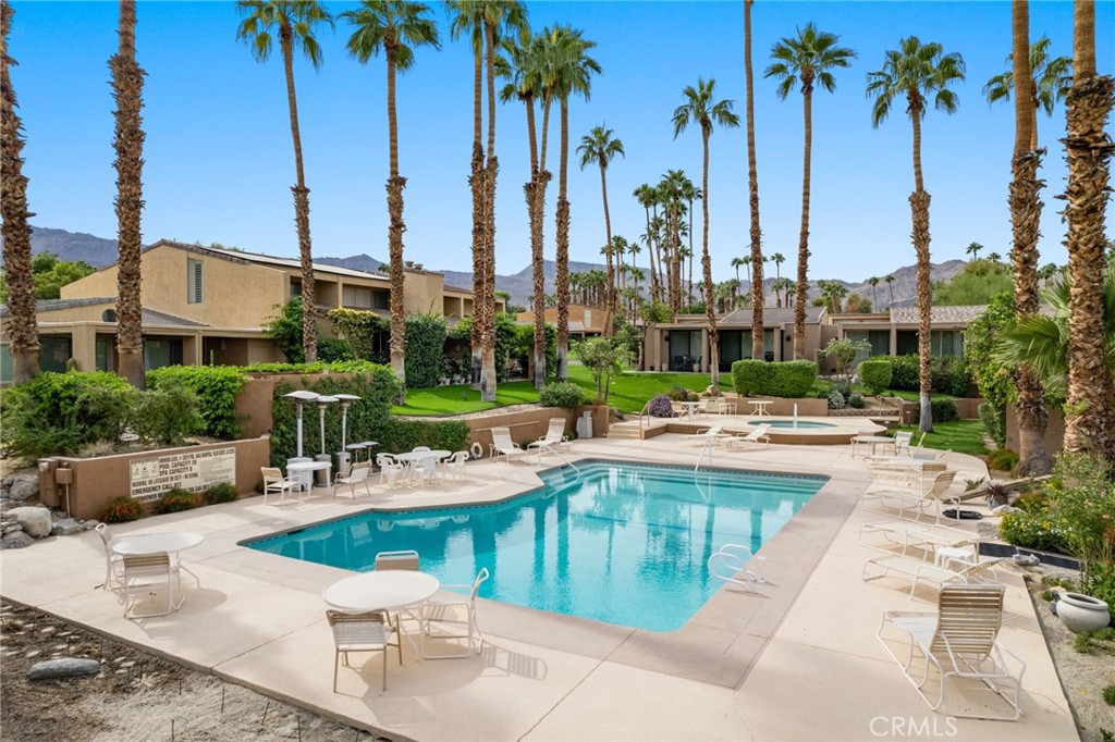 48915 Mariposa Drive