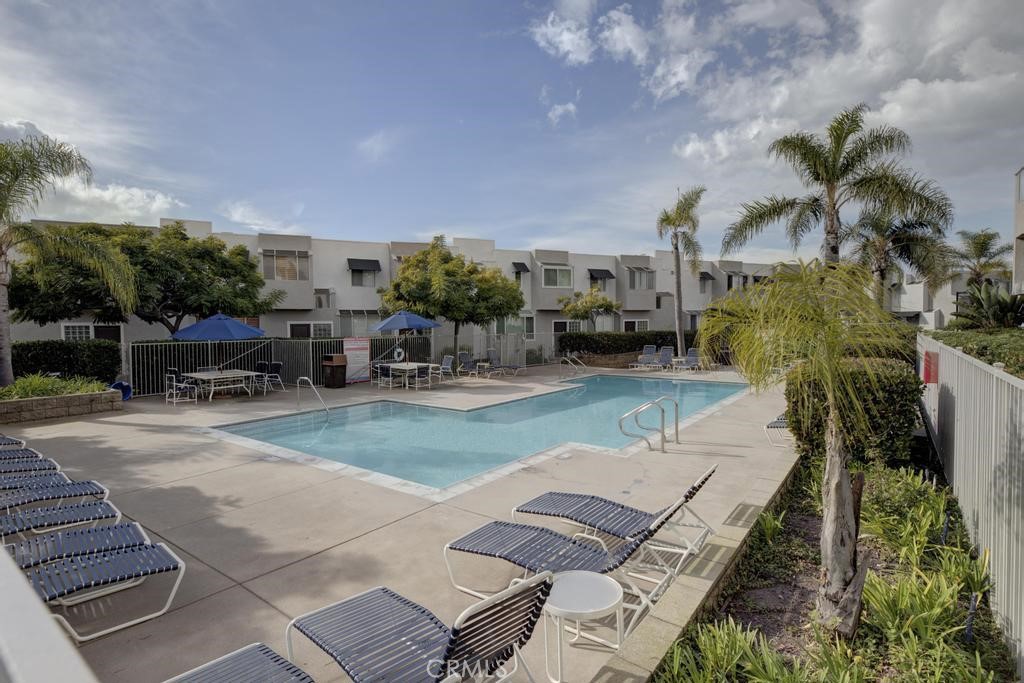 501 Herondo Street Unit: 49