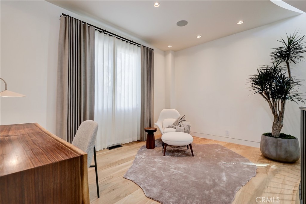 1712 Manhattan Avenue