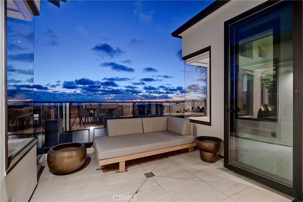 1712 Manhattan Avenue