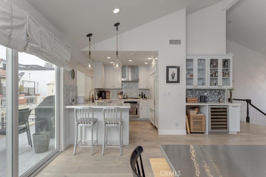 840 Loma Drive Unit: 4