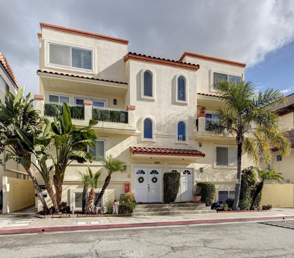 840 Loma Drive Unit: 4