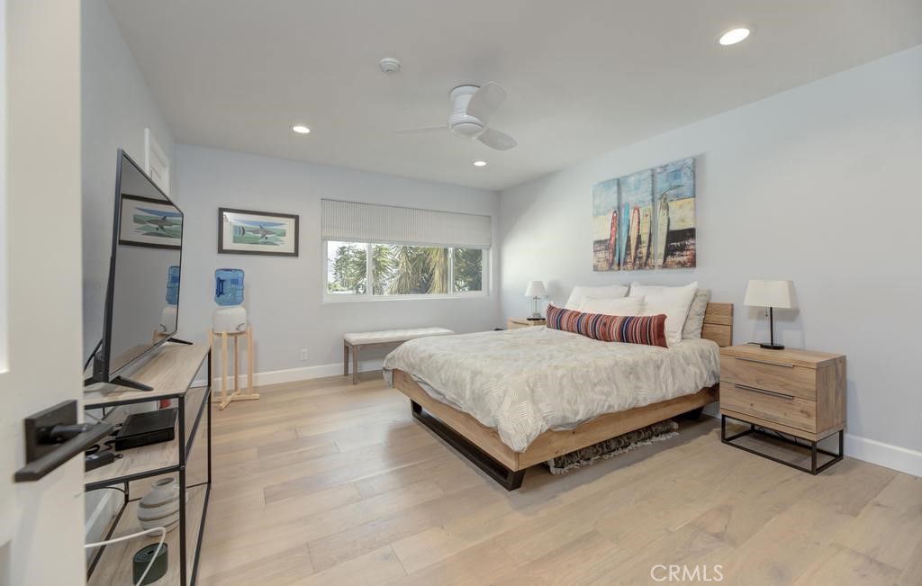 840 Loma Drive Unit: 4