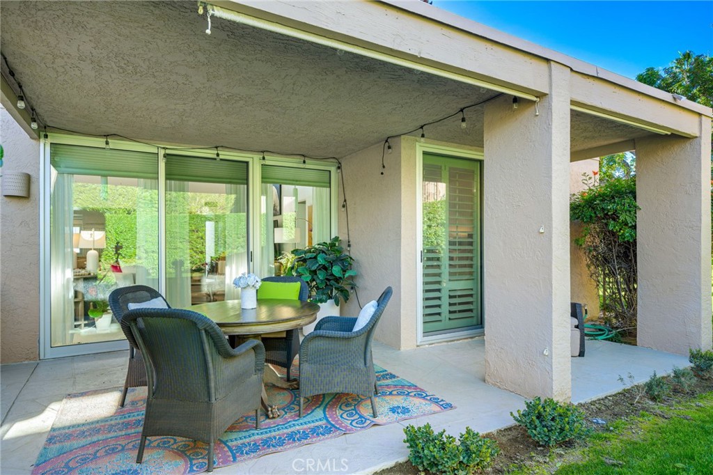 48895 Mariposa Drive