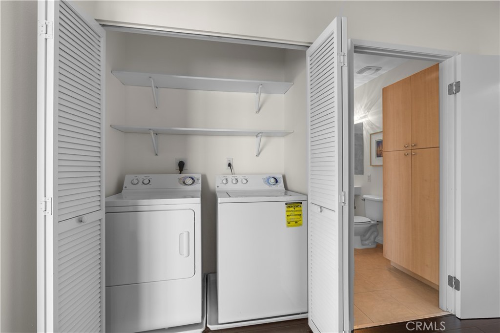 388 E Ocean Boulevard 903