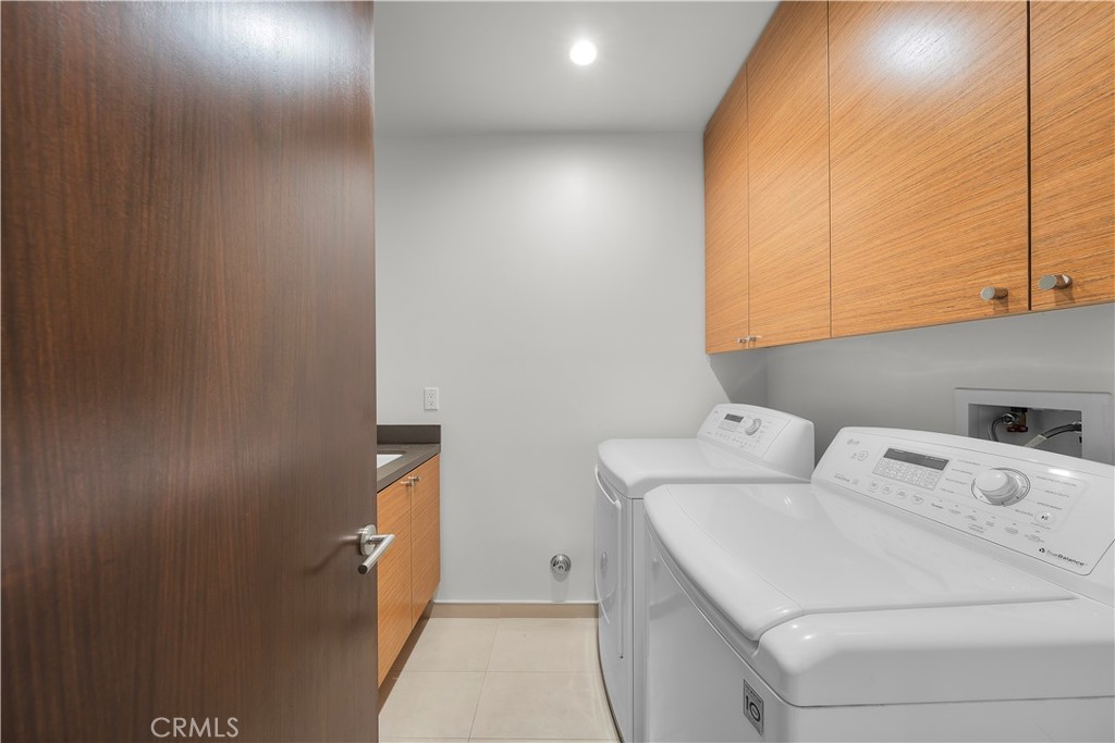 1308 Manhattan Avenue