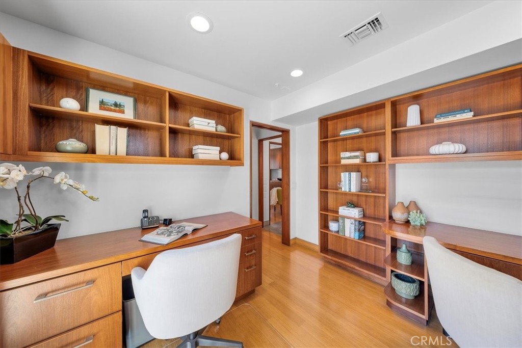 2301 Manhattan Avenue