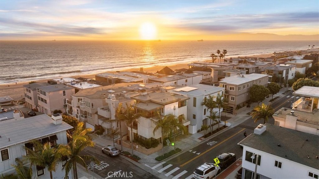 2301 Manhattan Avenue