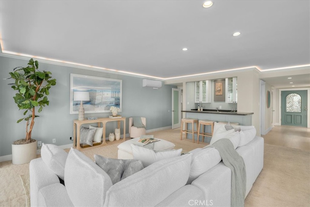 201 Calle Miramar 35