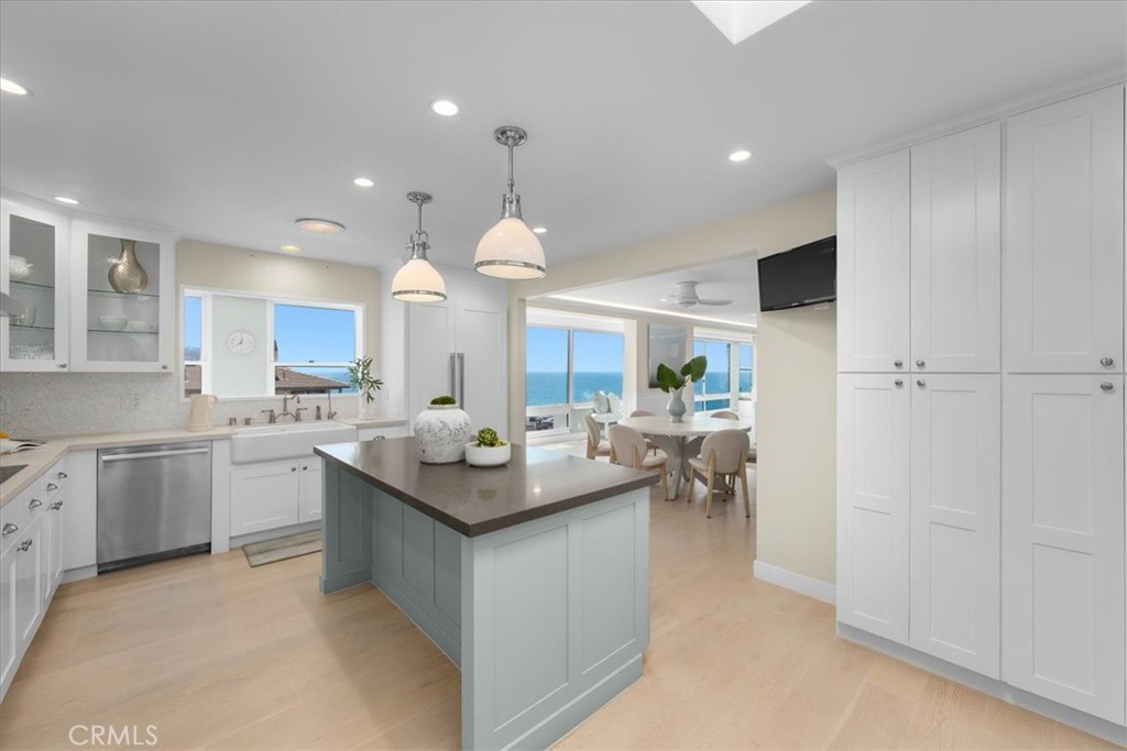 201 Calle Miramar 35