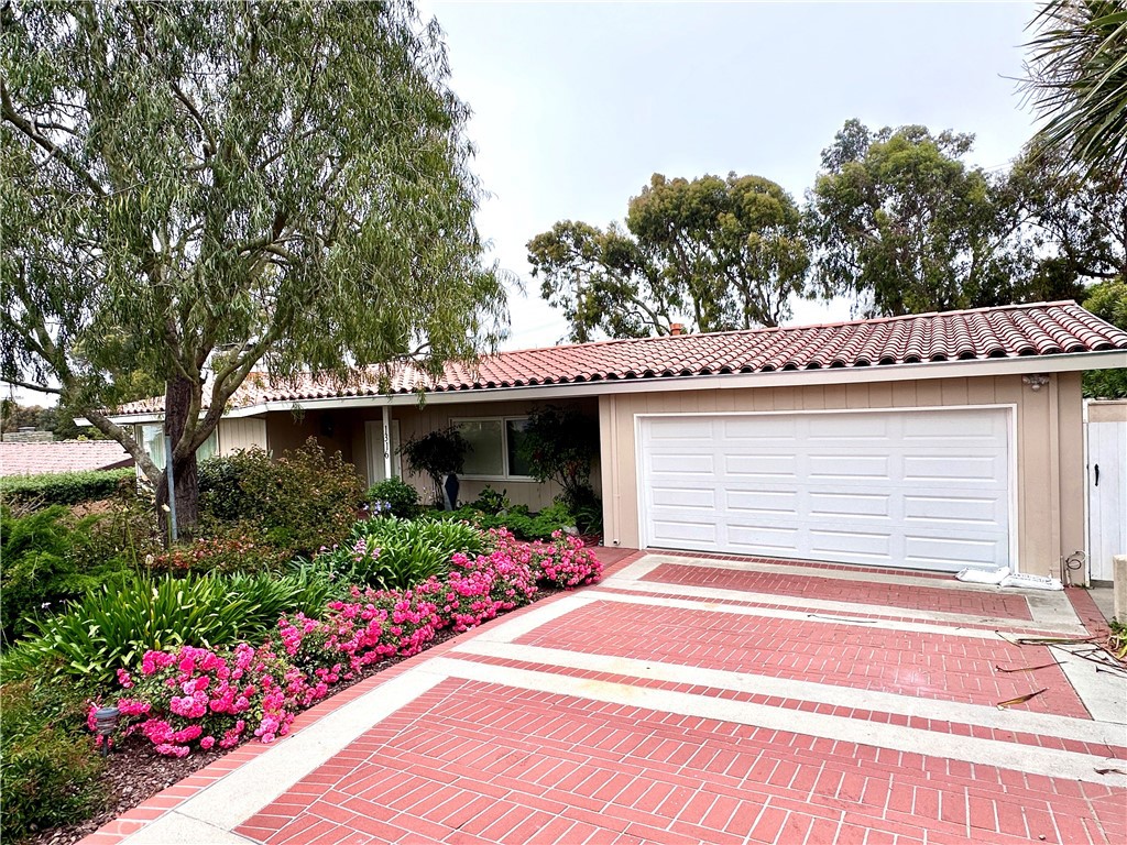 1316 Granvia Altamira