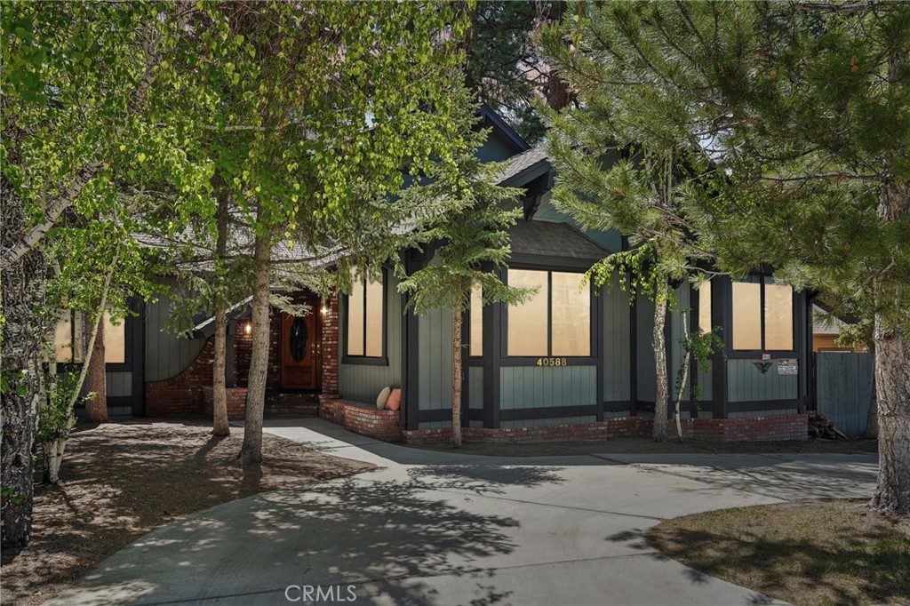 40588 Ironwood Drive