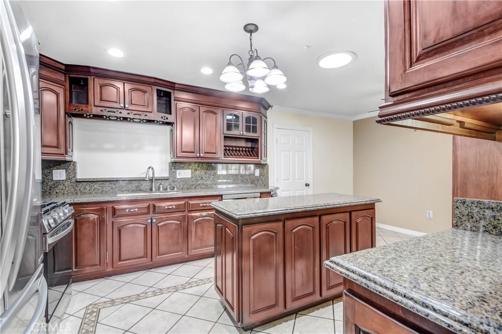 1363 Mckinley Avenue