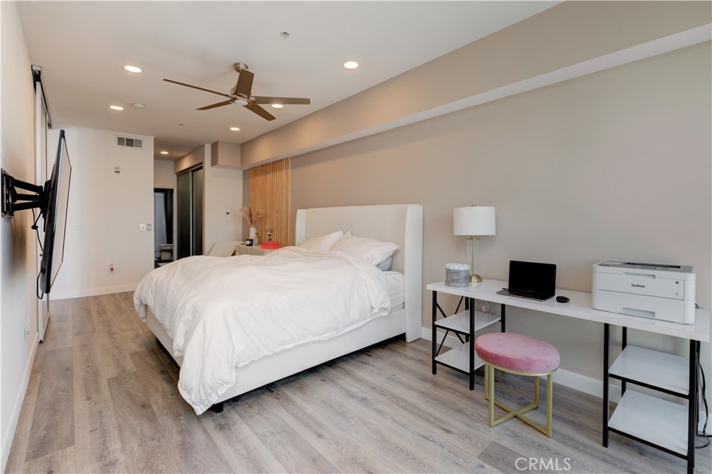 1234 Wilshire Boulevard 514