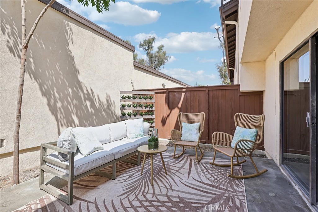 1609 Stonewood Court