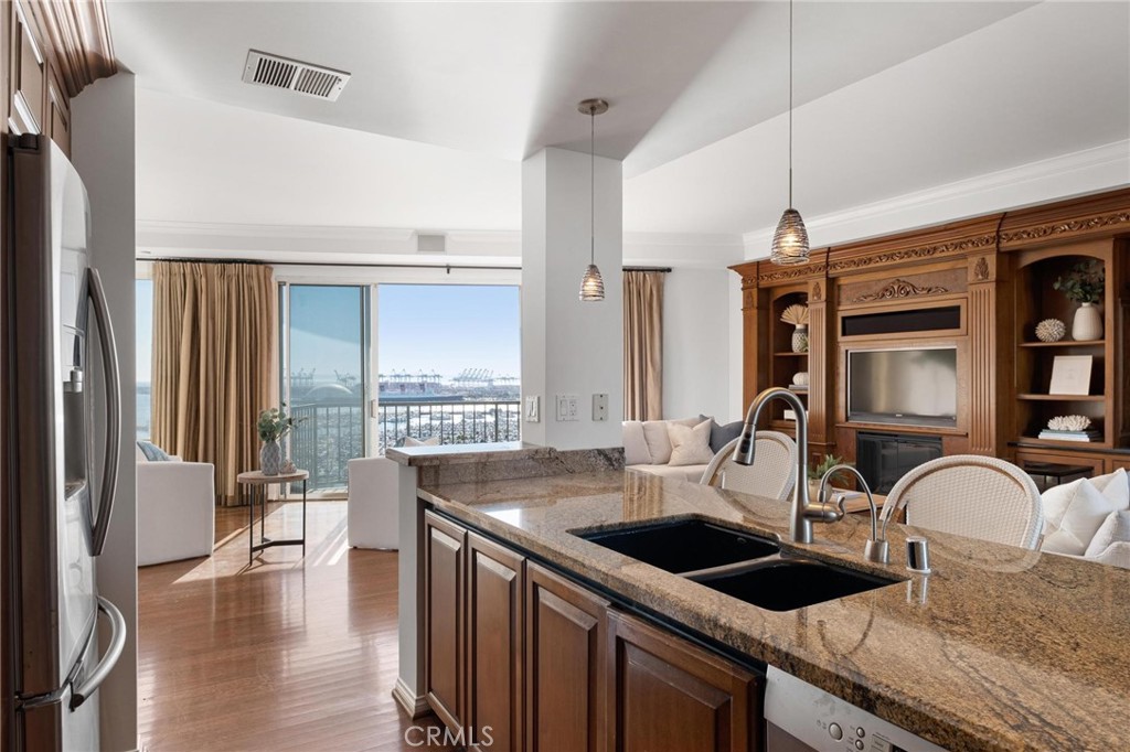 850 E Ocean Boulevard 1508
