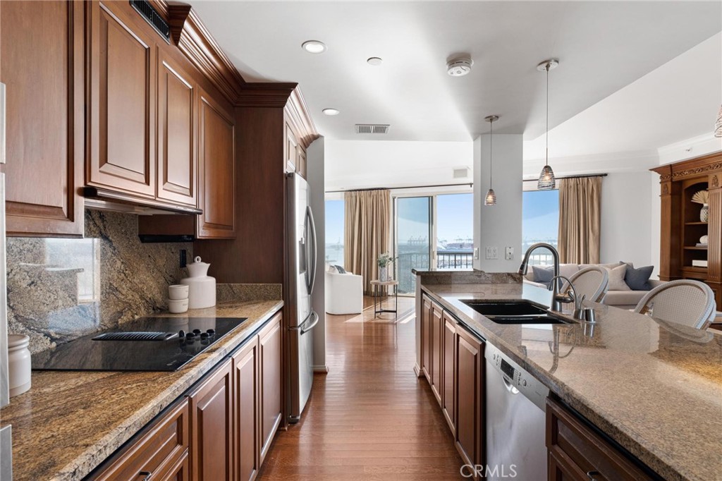 850 E Ocean Boulevard 1508