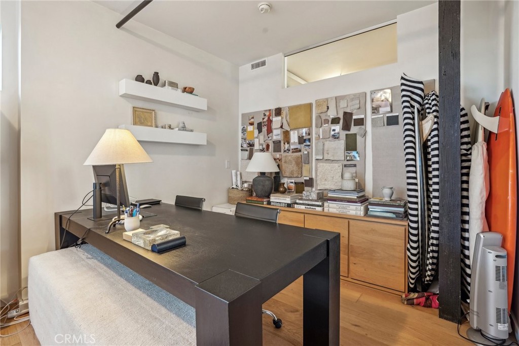 4115 Glencoe Avenue 308