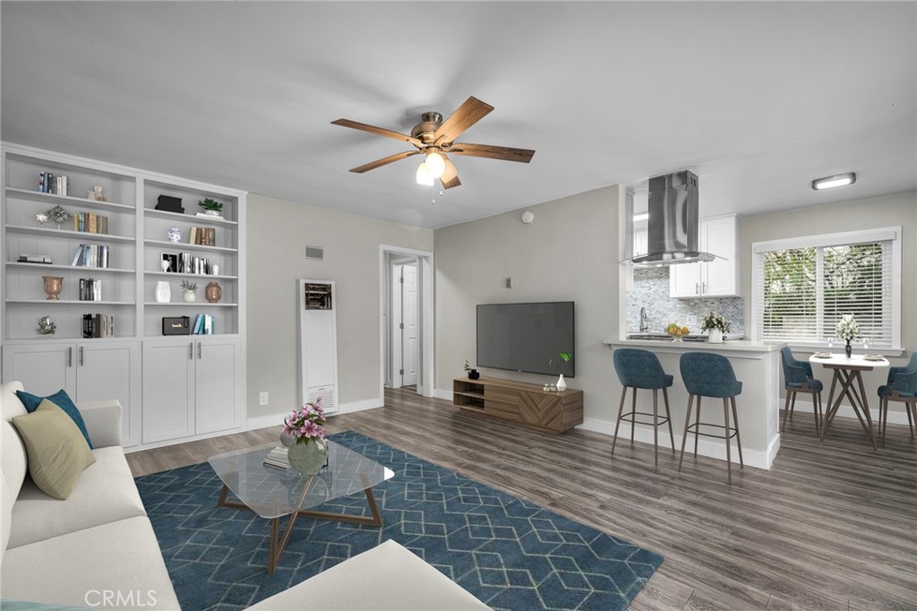 2341 Palos Verdes Drive W 4