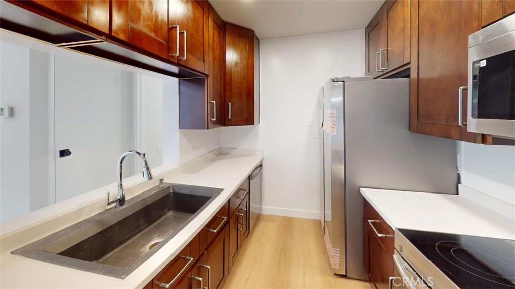 5460 White Oak Avenue D102