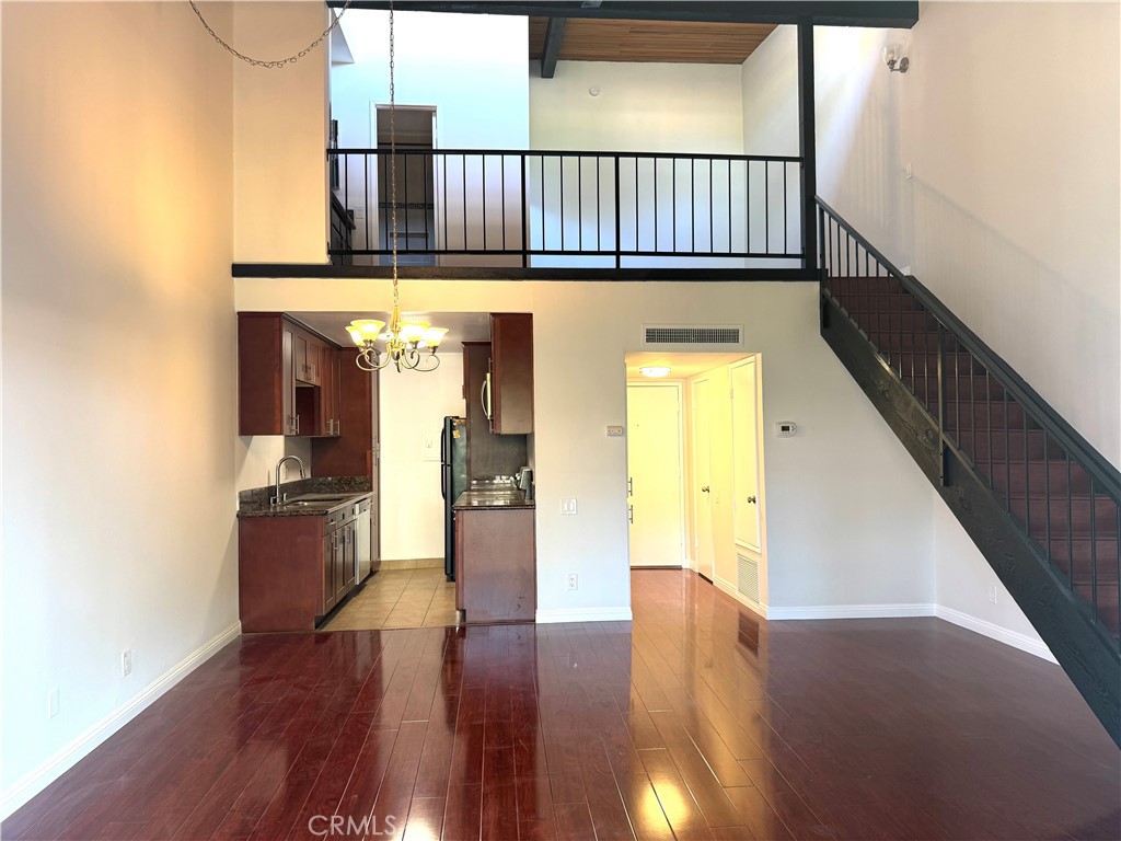 5460 White Oak Avenue G325