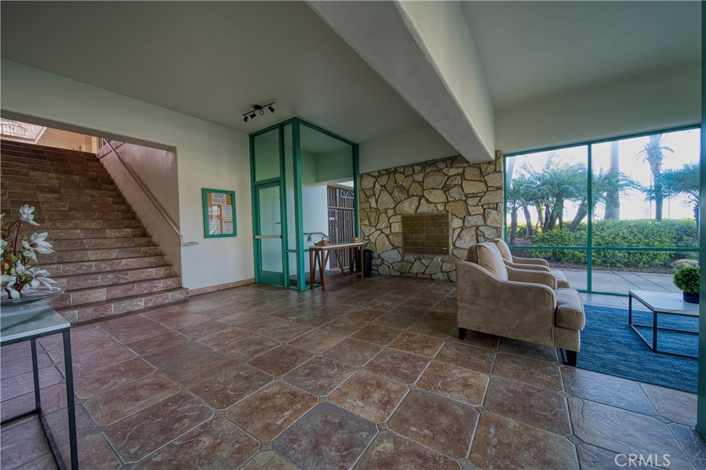 201 Calle Miramar 16