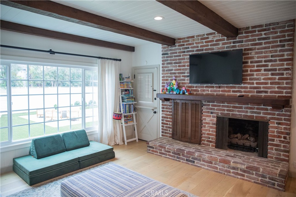 3361 Patricia Avenue