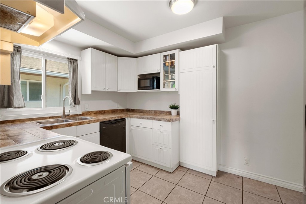 1349 Shadow Lane 217 (H)