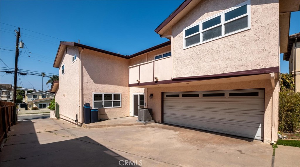 1716 Harriman Lane 1