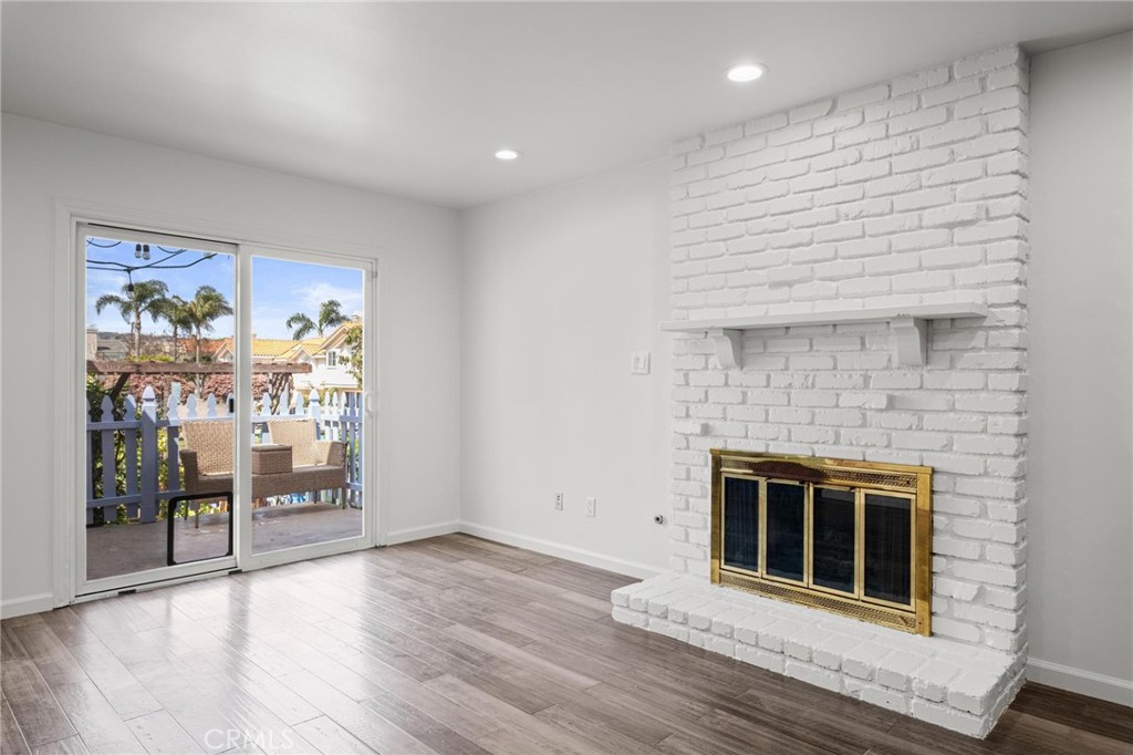 1716 Harriman Lane 1