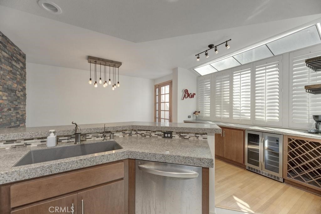 501 Herondo Street 49