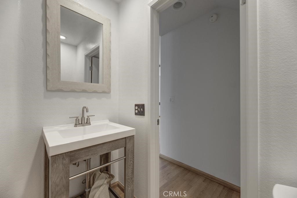 501 Herondo Street 49