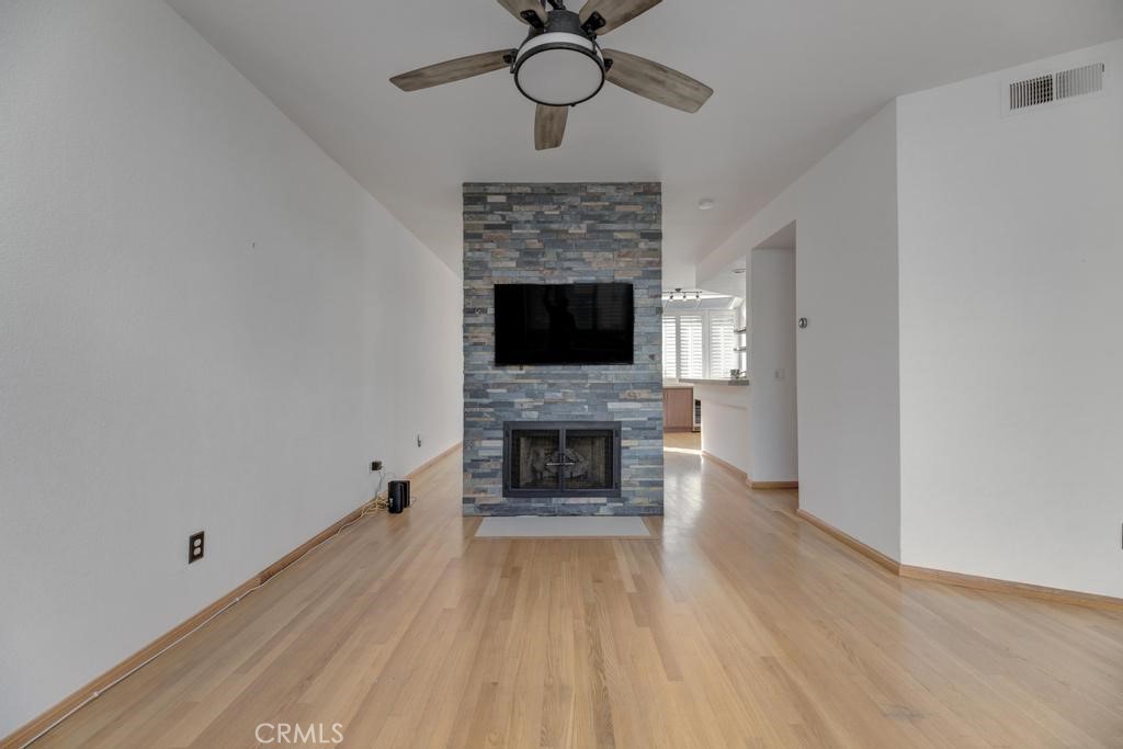 501 Herondo Street 49