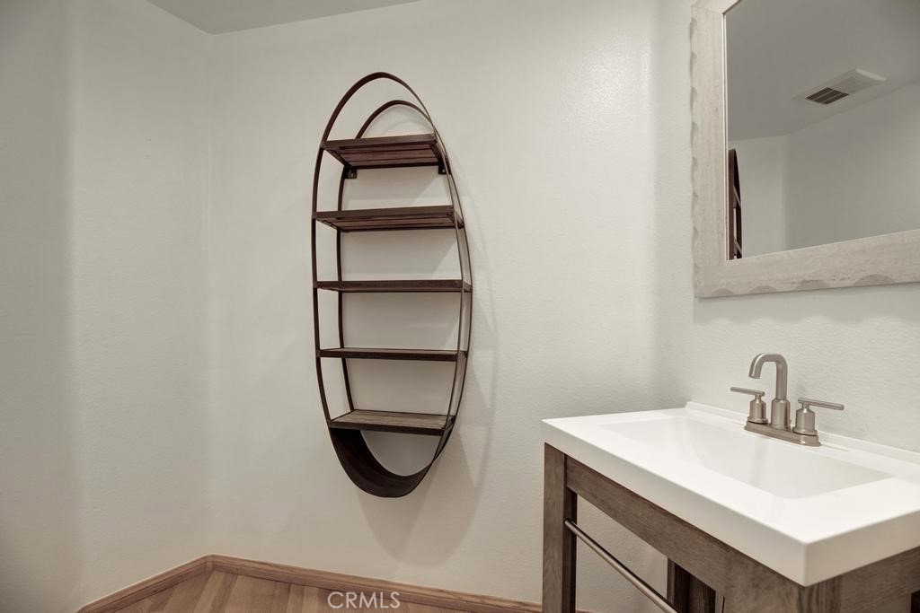 501 Herondo Street 49