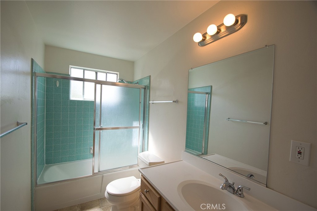 2400 Marshallfield Lane