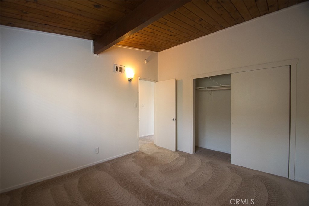 2400 Marshallfield Lane