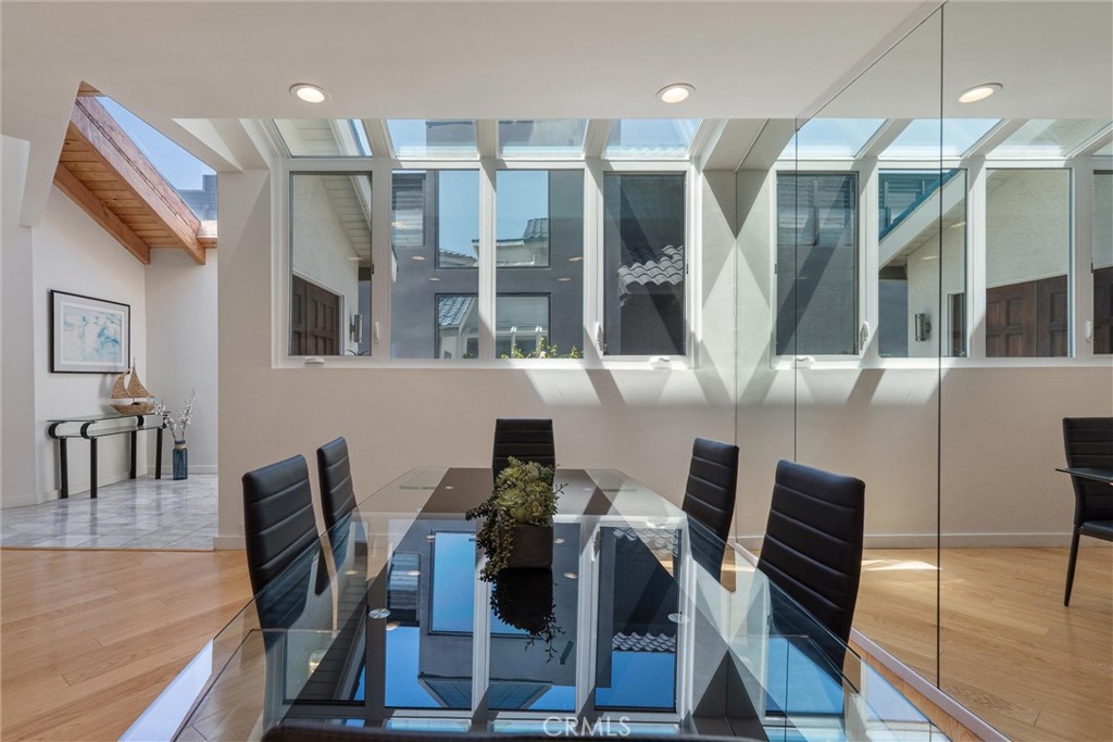 7335 Vista Del Mar Lane