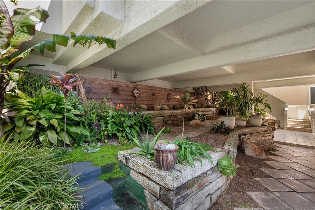 7335 Vista Del Mar Lane