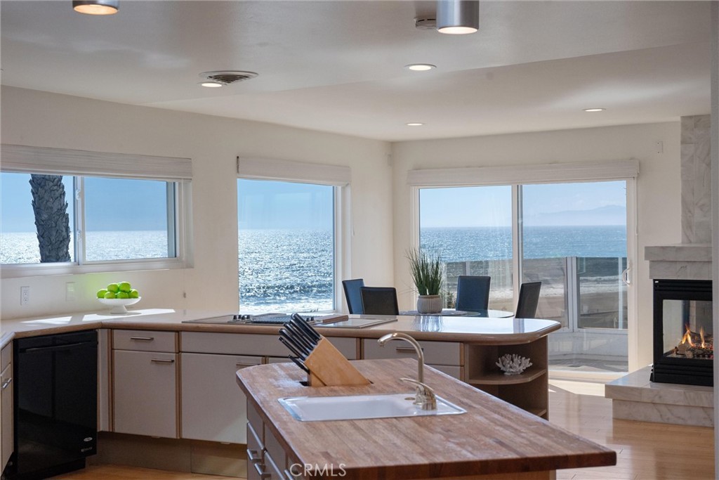 7335 Vista Del Mar Lane