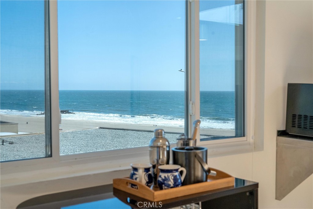 7335 Vista Del Mar Lane