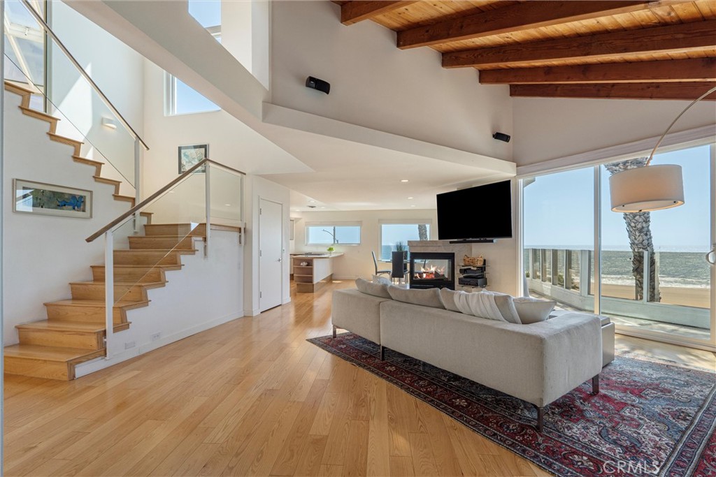 7335 Vista Del Mar Lane