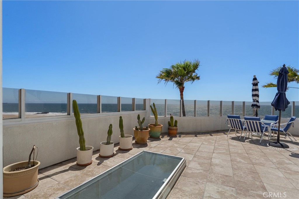 7335 Vista Del Mar Lane