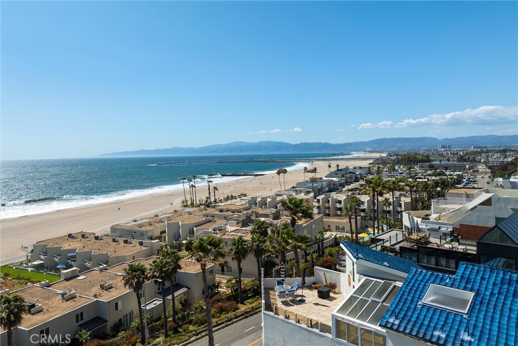7335 Vista Del Mar Lane