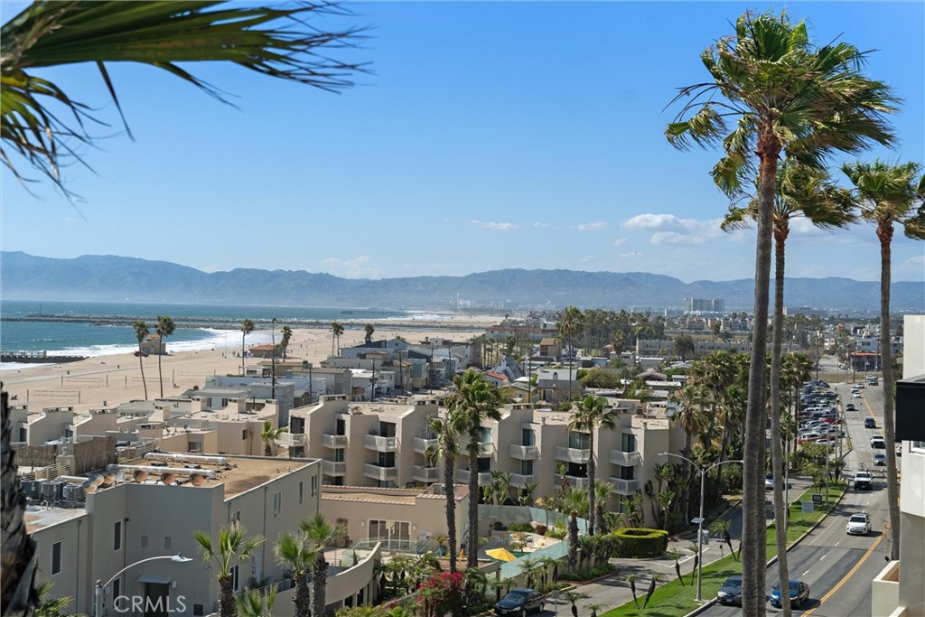 7335 Vista Del Mar Lane