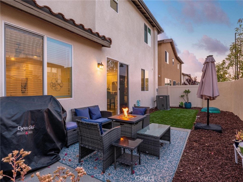 1924 N Floret Drive