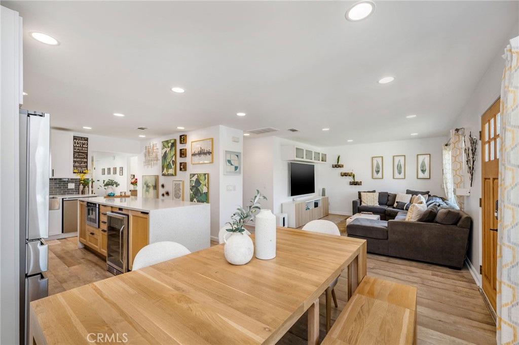 4852 W 129th Street