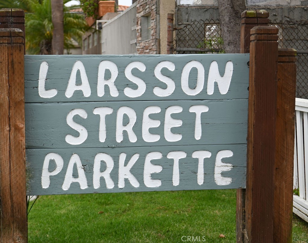 204 Larsson Street